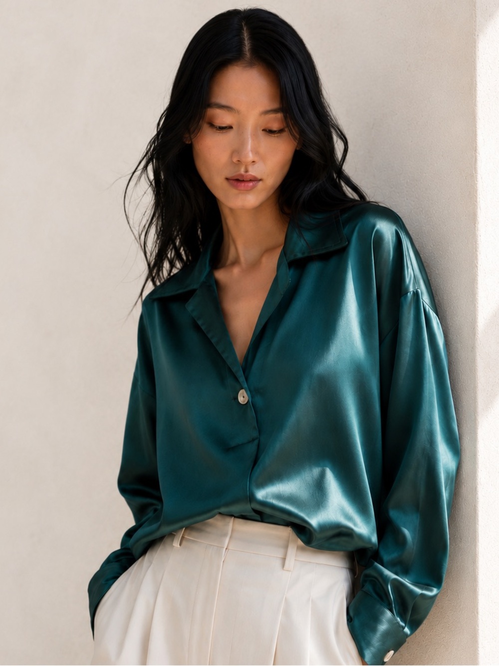 Entro Emerald Green Satin Textured Tunic Blouse NWT Small Workwear Office Chic